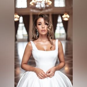 90s Style Classic Wedding Dress Princess Perfect Dress Ivory Size 6 Gorgeous